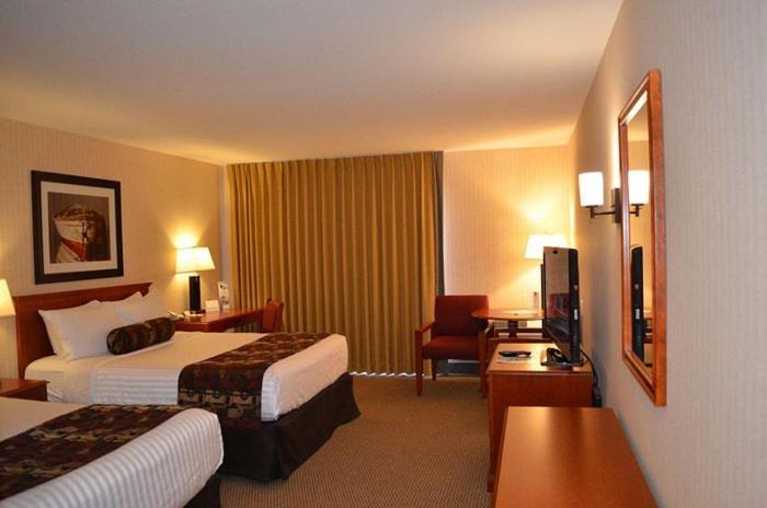 Inn On Long Lake Nanaimo Exterior foto