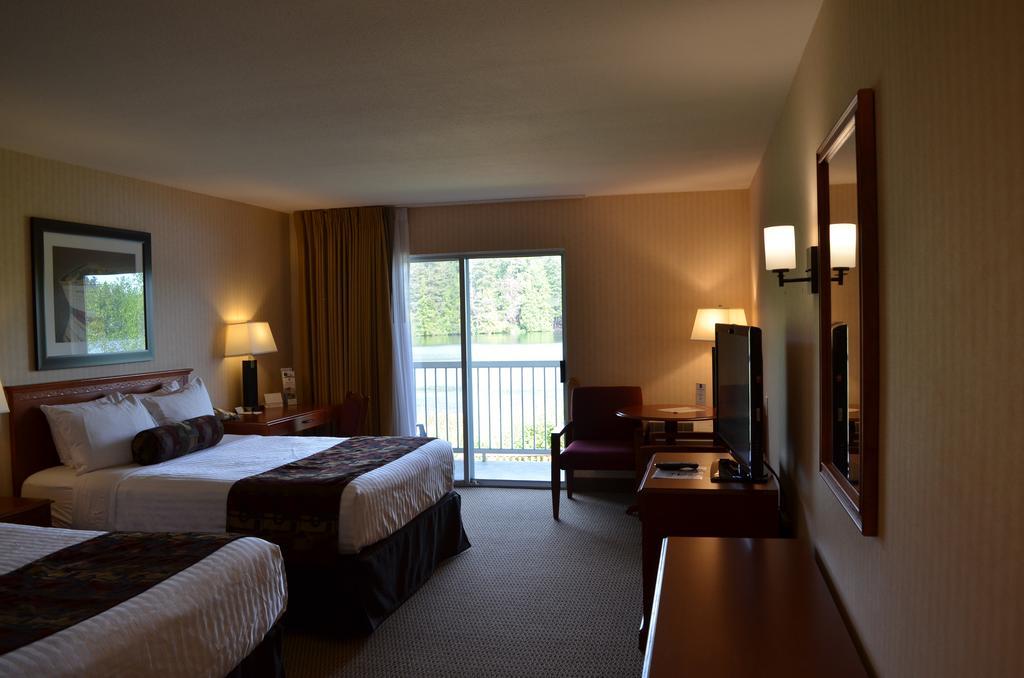 Inn On Long Lake Nanaimo Exterior foto